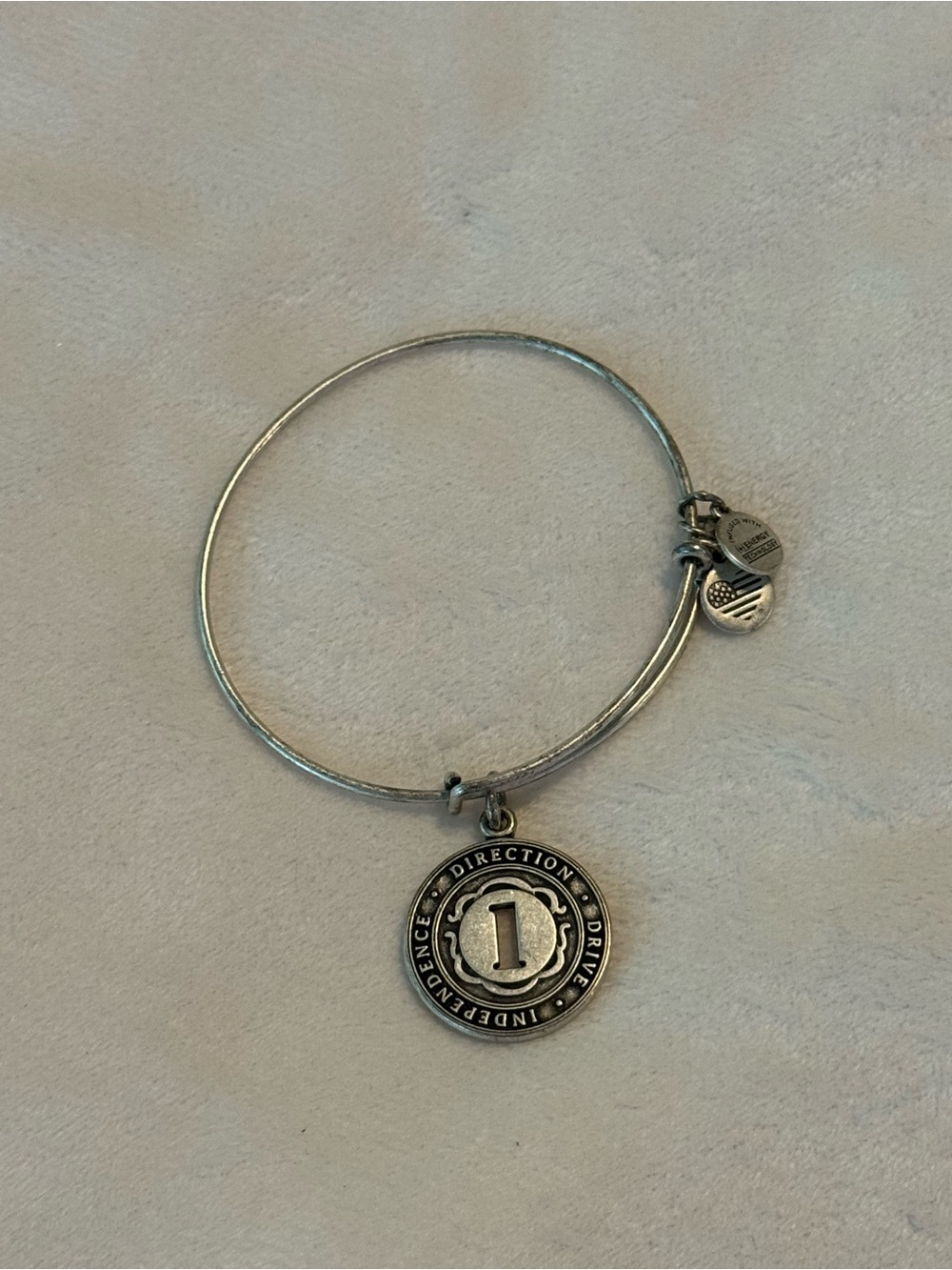 Alex and Ani 2017 Numerology “Number 1” Independence Direction Drive Bangle